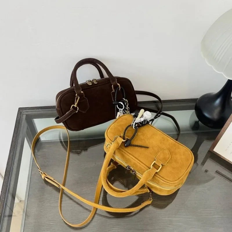 Amblot Mini corduroy purse with crossbody strap