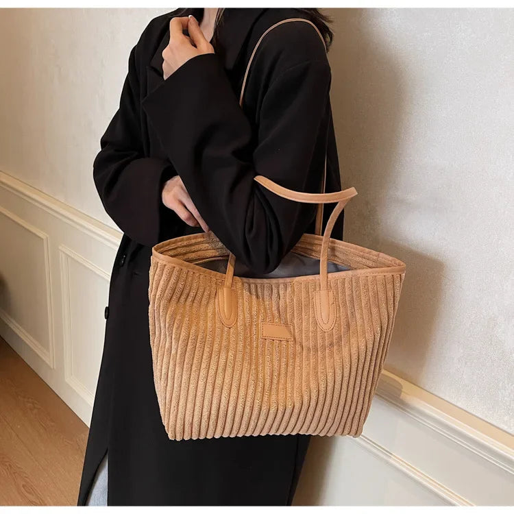 Amblot Minimalist corduroy tote bag for everyday wear