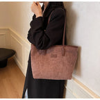 Amblot Minimalist corduroy tote bag for everyday wear