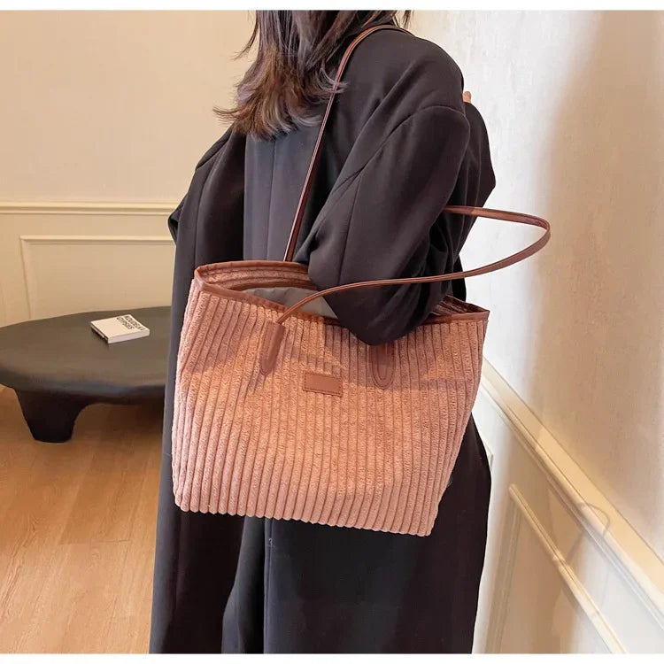 Amblot Minimalist corduroy tote bag for everyday wear
