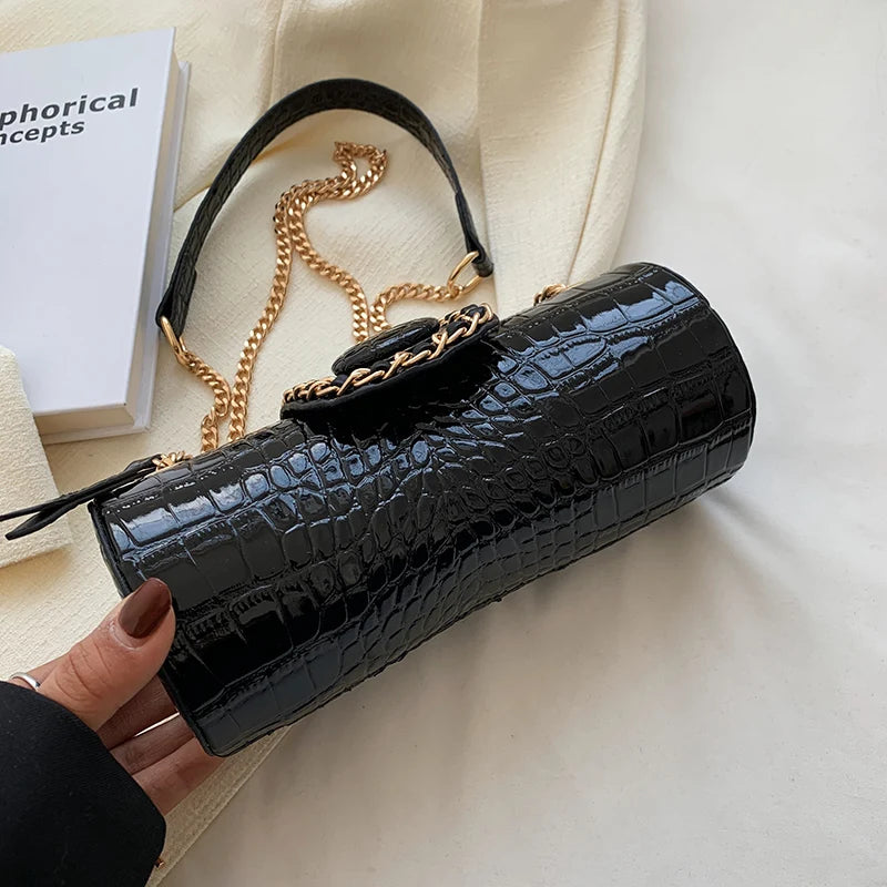 Amblot Petite leather handbag for nights out