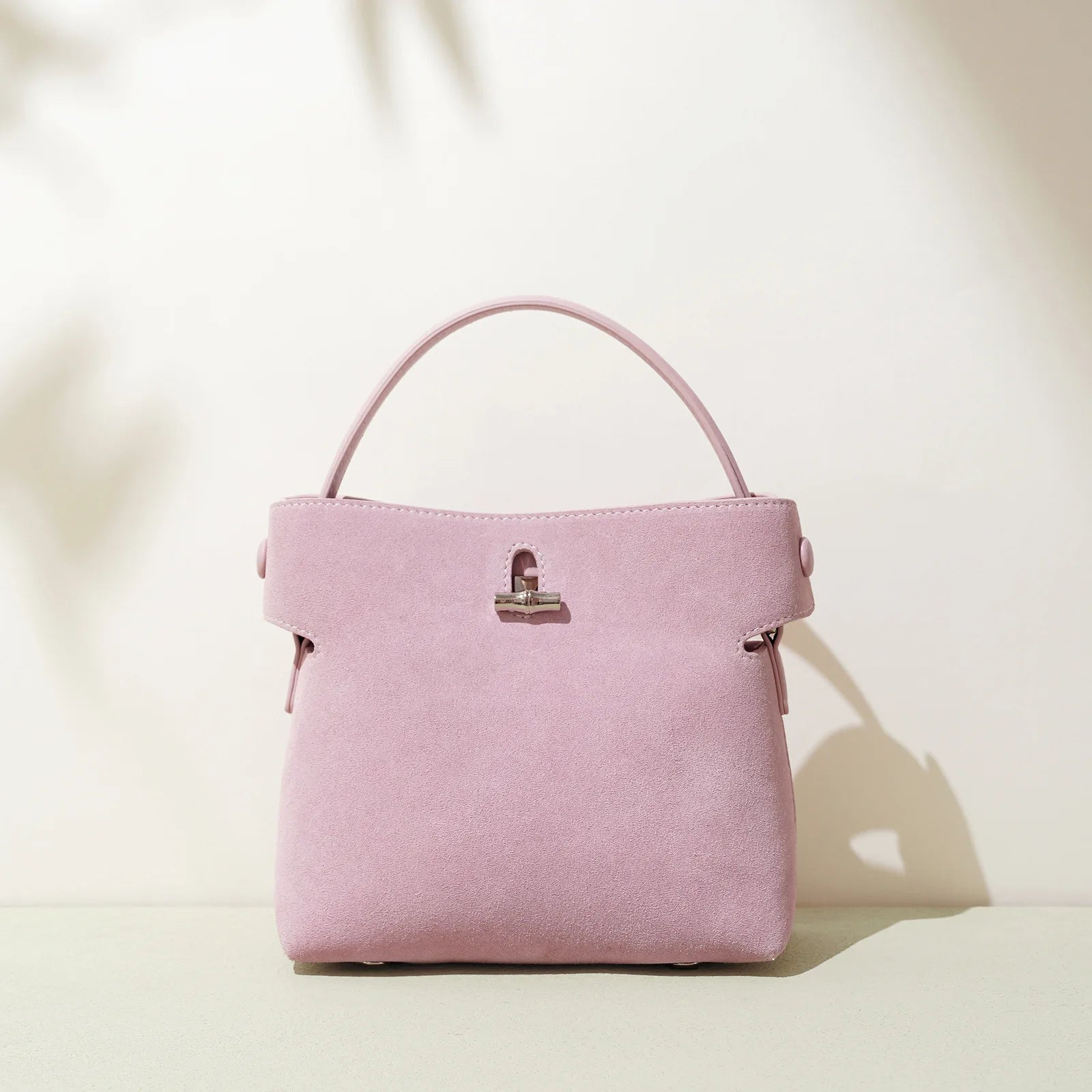 Amblot Pink Small suede purse with clasp