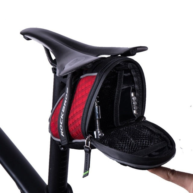 Under-seat bike bag