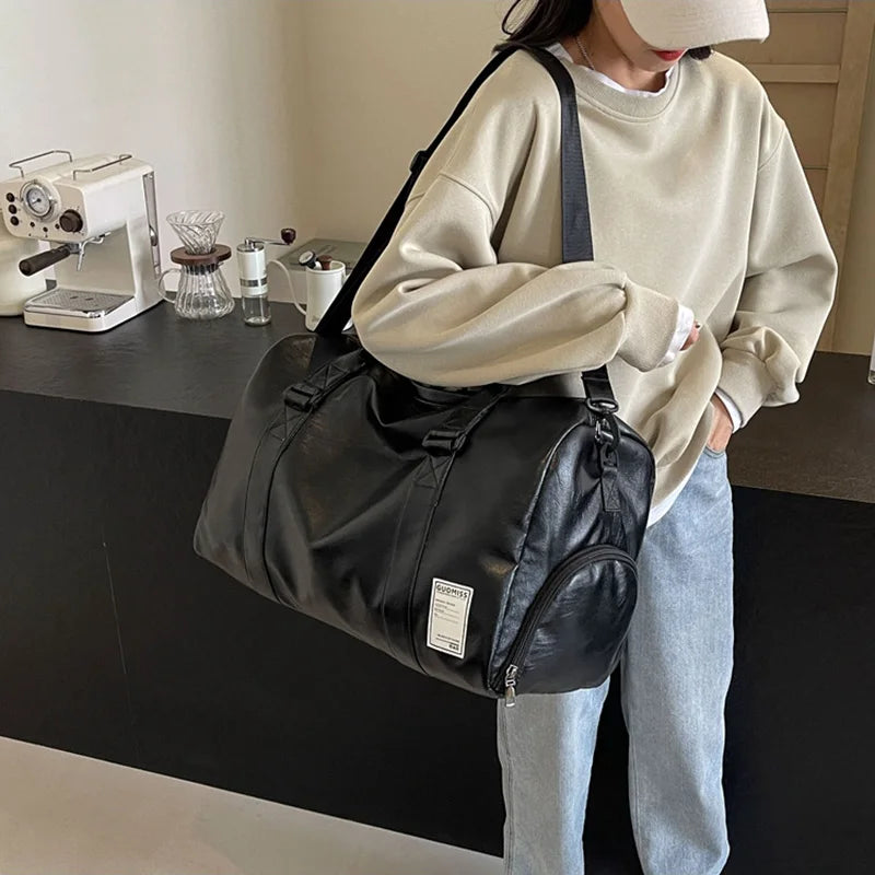 Amblot Retro-style leather weekender duffle bag