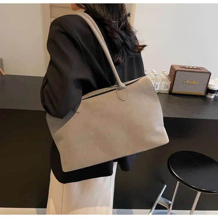 Amblot Retro Suede Large Capacity Women's Shoulder Bag