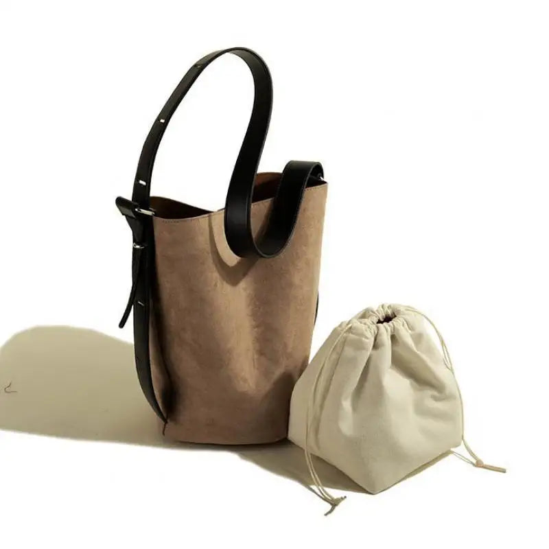 Amblot Retro suede tote bag