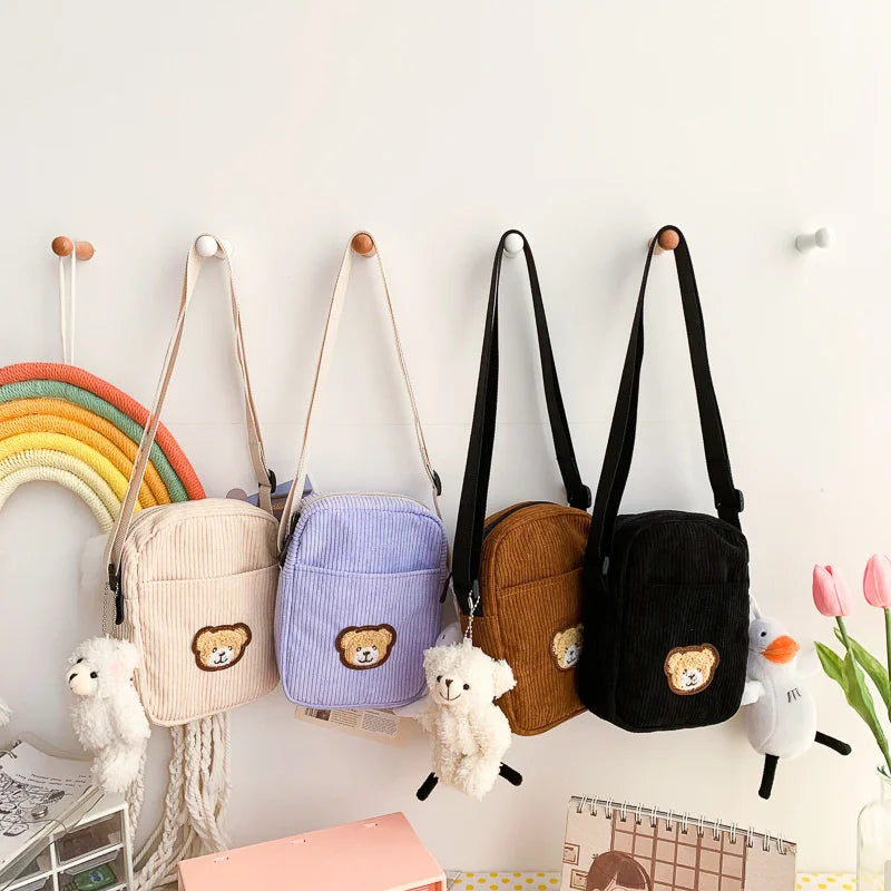 Amblot Small corduroy purse with zipper closure