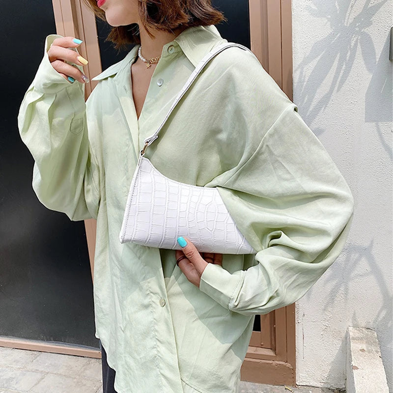 Amblot Small leather sling pouch