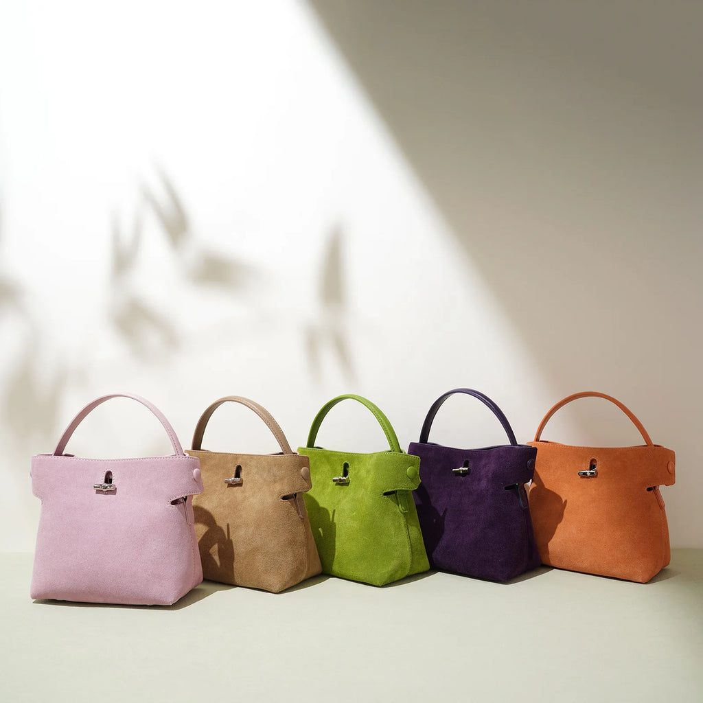 Amblot Small suede purse with clasp
