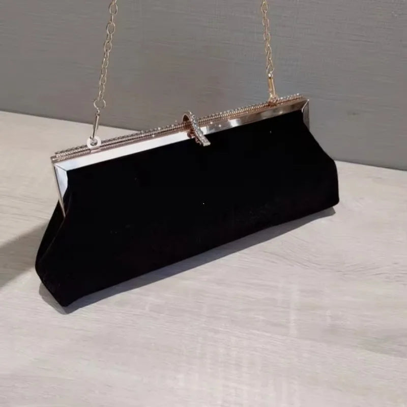 Amblot Soft corduroy clutch bag