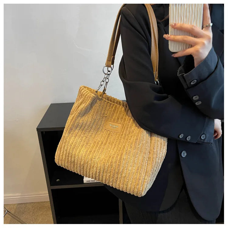 Amblot Soft corduroy tote bag with spacious interior