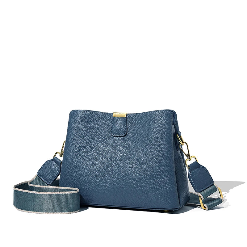 Amblot Soft leather handbag with zipper