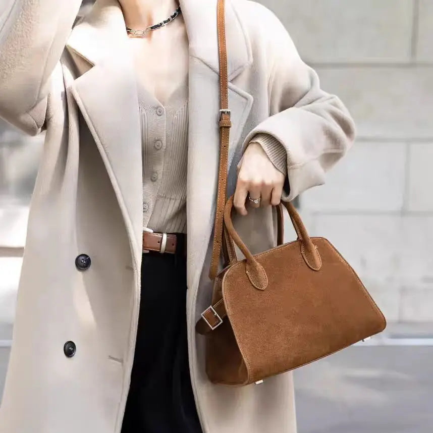 Amblot Stylish suede handbag for every outfit