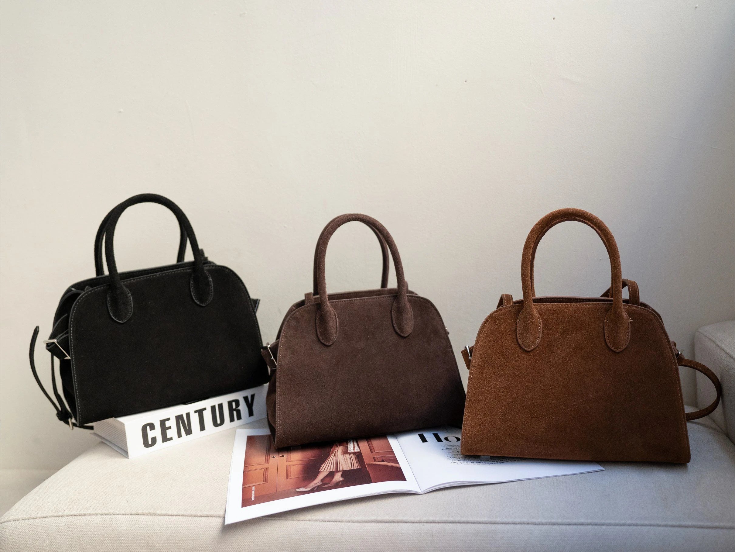 Amblot Stylish suede handbag for every outfit