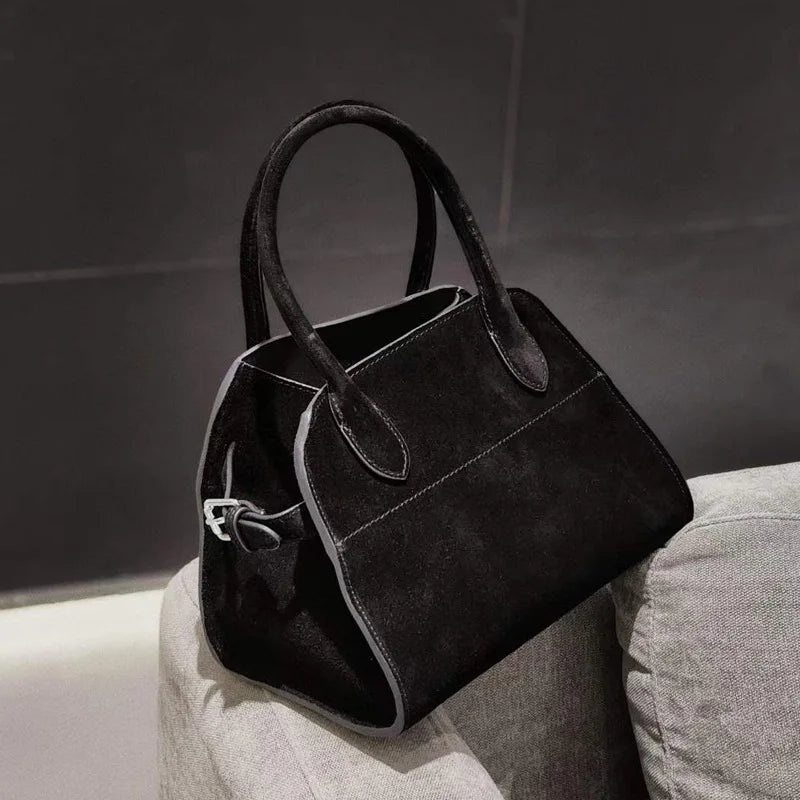 Amblot Stylish suede handbag for every outfit