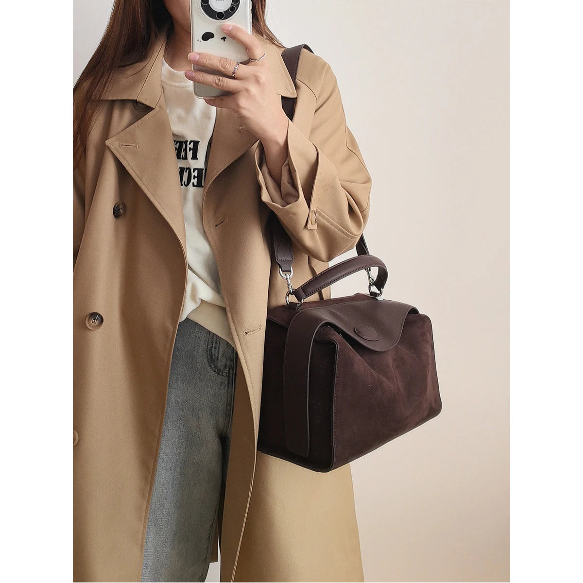 Amblot Suede handbag with subtle colors