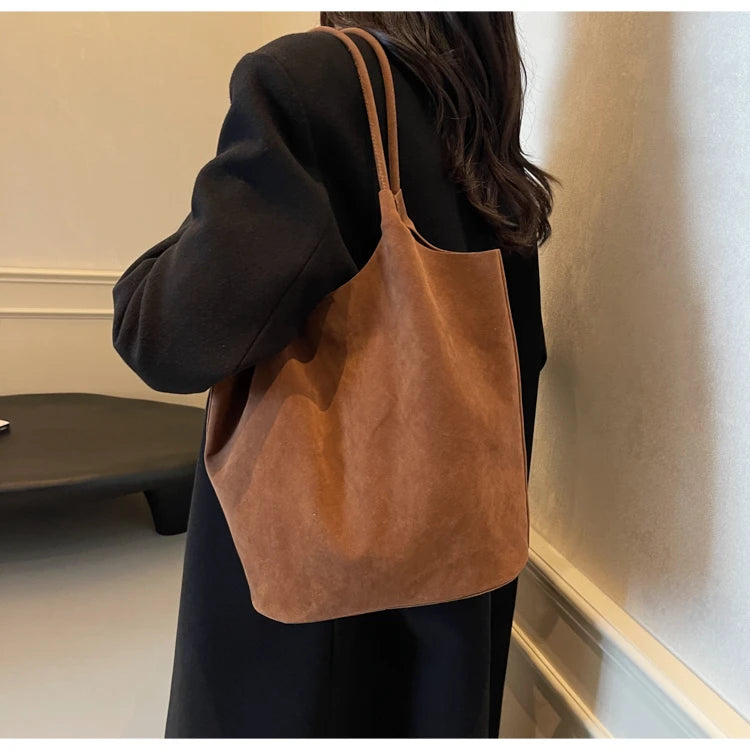 Amblot Tall suede tote bag