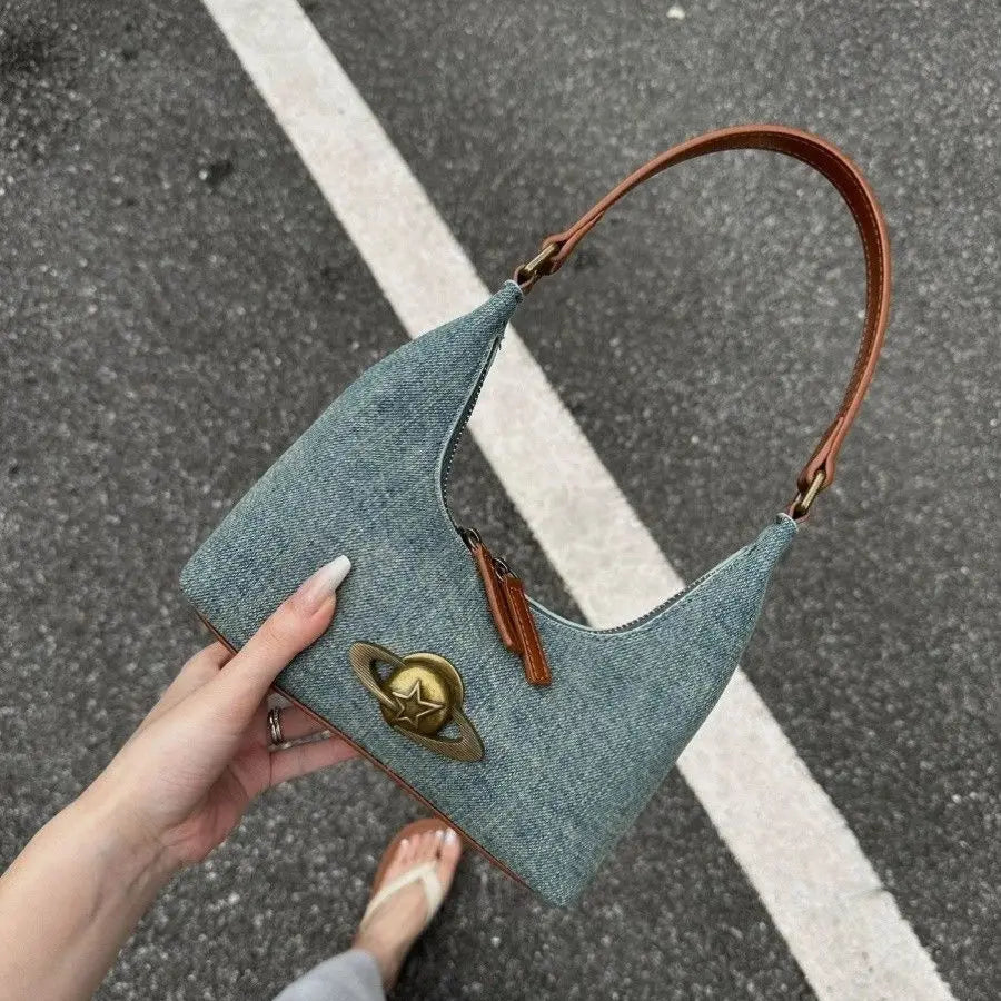 Amblot Trendy blue denim clutch bag with zipper detail