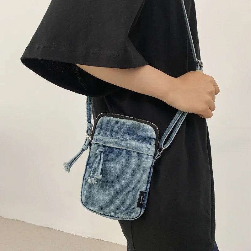 Amblot Trendy washed denim purse