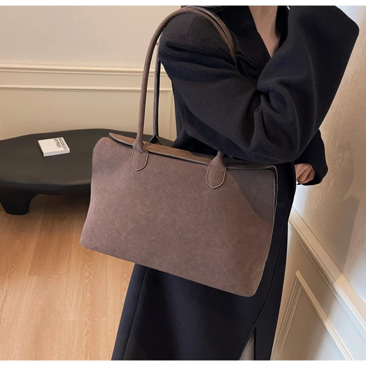 Amblot Versatile suede tote bag