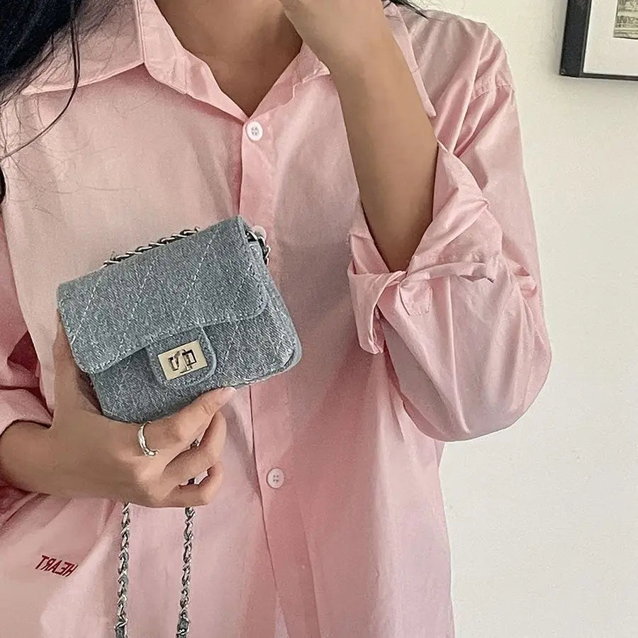 Amblot Vintage denim purse with chain strap for women