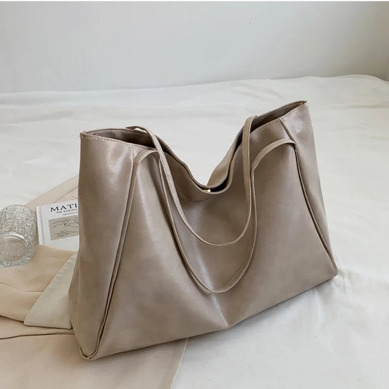 Amblot White Sleek leather tote bag for women