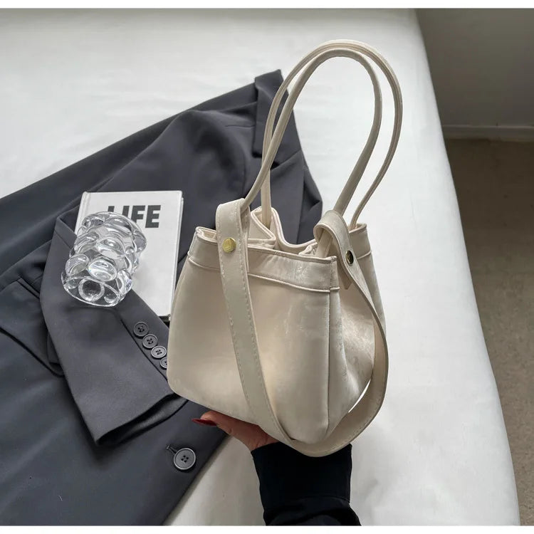 Amblot White Suede box slouch bag